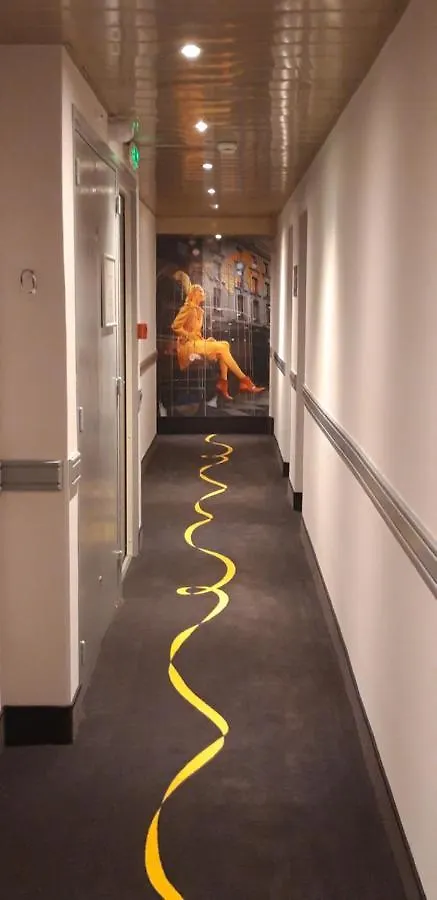 ***  Hotel Best Western Anjou Lafayette Paris Frankreich